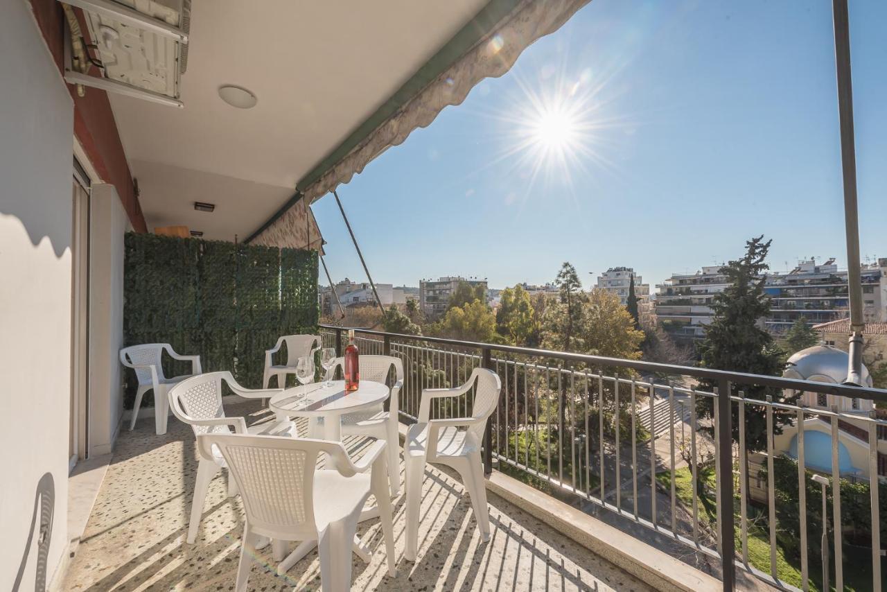 Superb Acropolis View 3Bd Apt In Historical Center Athén Kültér fotó