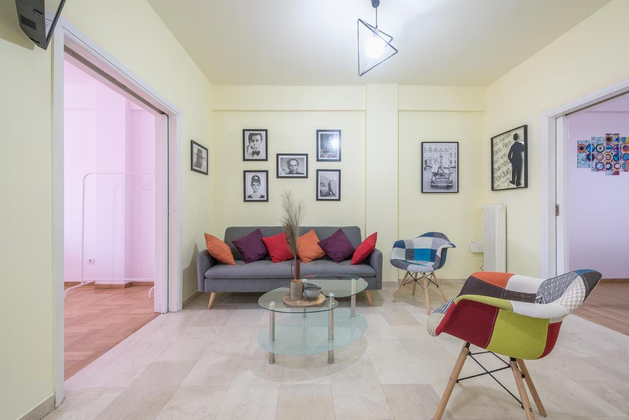 Superb Acropolis View 3Bd Apt In Historical Center Athén Kültér fotó