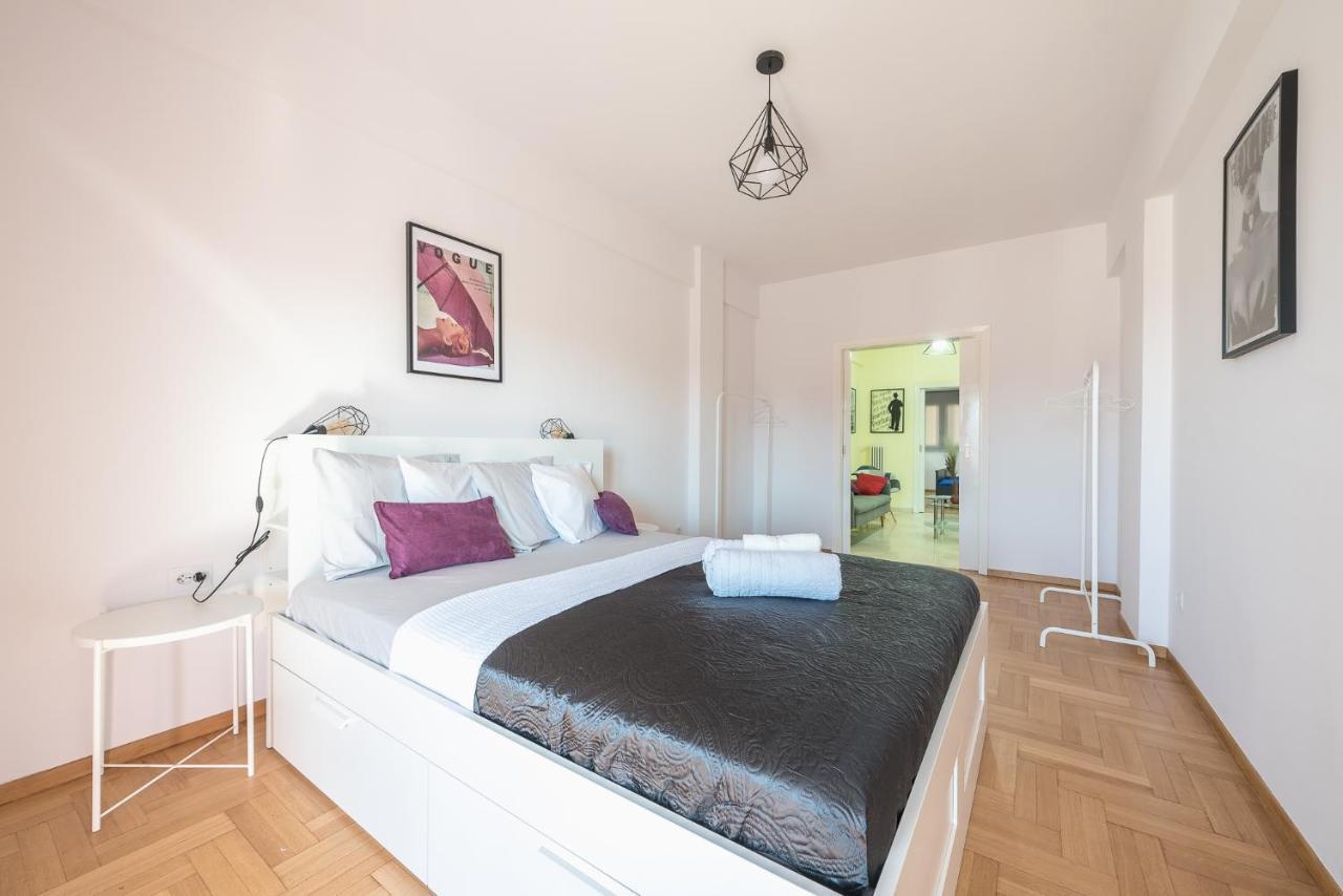 Superb Acropolis View 3Bd Apt In Historical Center Athén Kültér fotó